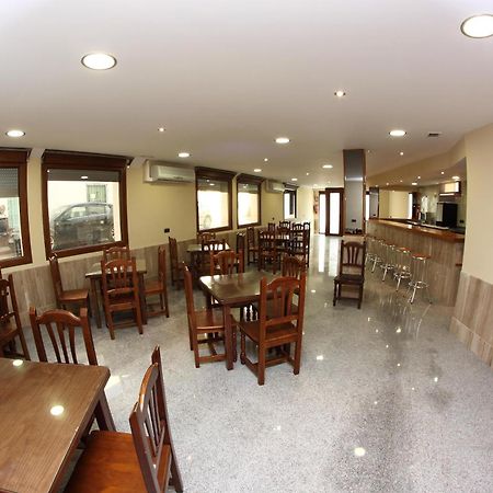 Hotel Albanta La Lantejuela Exterior photo